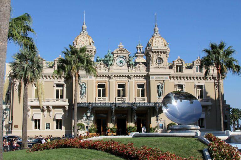 jelajahi Monte Carlo, Monako