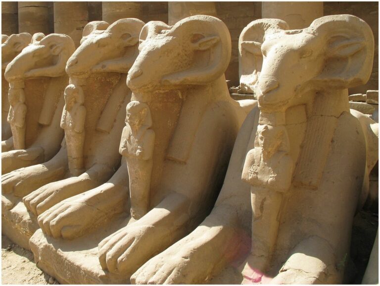 Panduan Perjalanan Luxor