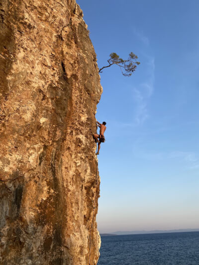 climbing - Outdoor Sports